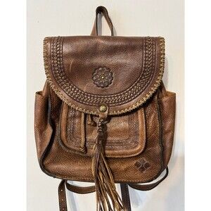 PATRICIA NASH JOVANNA DISTRESSED LEATHER BACKPACK WITH TASSELS COGNAC